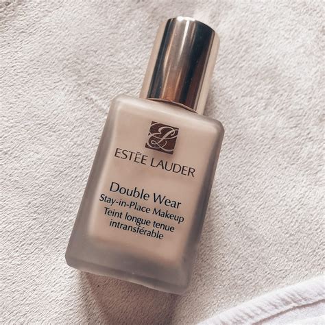 Estee Lauder Double Wear Foundation Review - Alexandra Quinlann