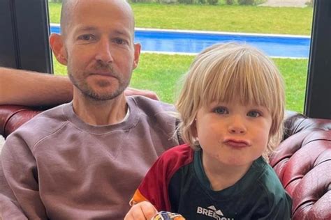 A Place In The Sun’s Jonnie Irwin dresses up with sons in adorable ...