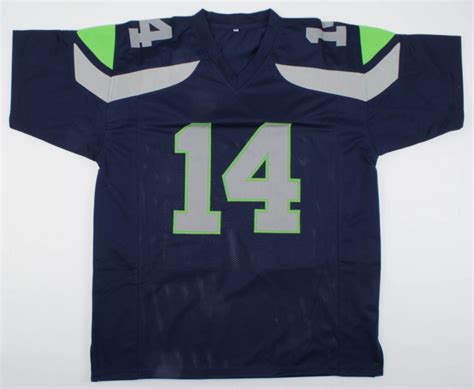 DK Metcalf Signed Jersey (JSA COA) | Pristine Auction