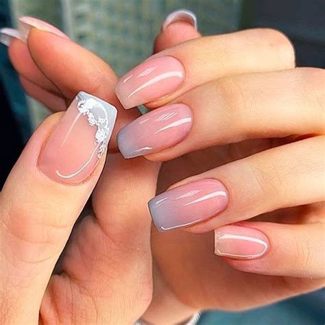 38 Best Ombre Nails Designs and Ideas to Try in 2024 | Ombre nail ...