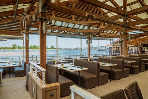 WHARFSIDE RESTAURANT - 155 Photos & 213 Reviews - Seafood - 101 Channel ...