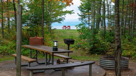 12 Beautiful Spots For Camping On Lake Michigan - Getaway Couple