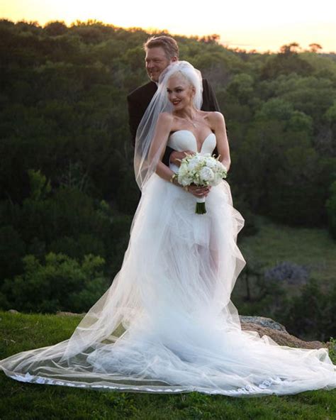 Gwen Stefani Got Married in White Boots and Fishnet Tights | Who What Wear