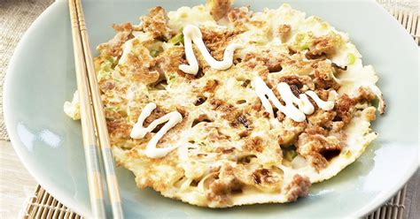 Okonomiyaki (Japanese pancakes)