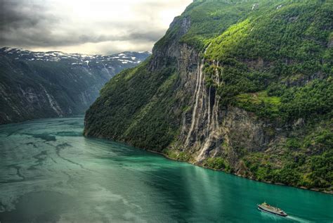 Let's enjoy the beauty: Geiranger Fjord, Norway