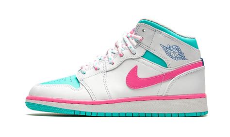 Air Jordan 1 Mid GS "Digital Pink" - Stadium Goods