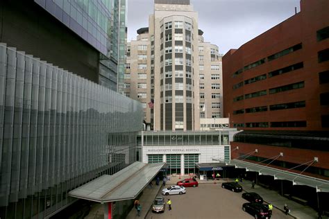 Resistance to a Boston Hospital’s Expansion Centers on Rising Prices ...