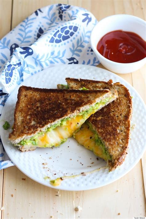 Easy Avocado Grilled Cheese Sandwich: Cooking in Season