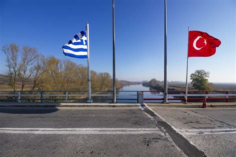 Greece sends Turkish refugees back to Turkey - Stockholm Center for Freedom