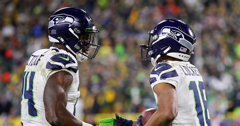 DK Metcalf, Tyler Lockett, Rashaad Penny Fantasy Outlook with Seahawks ...