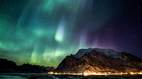 Viking Lights: Aurora over Lofoten Islands, Norway [1984x1323] : r ...