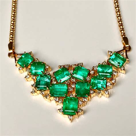 Cluster AAA+ Colombian Natural Emerald Diamond Pendant Necklace 18K ...