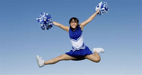 4 Reasons to Love Doing Herkie Jumps Cheer Jumps, Cheer Stunts, Cheer ...