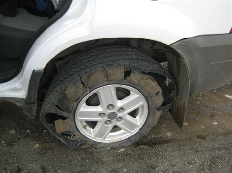 Defective Tire Blowout Attorneys | Davis Law Group, P.S.