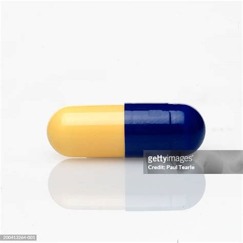 Blue Oval Pill Photos and Premium High Res Pictures - Getty Images