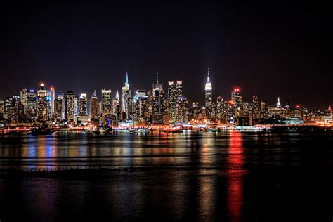 New York City - Manhattan Skyline at night 02 - a photo on Flickriver