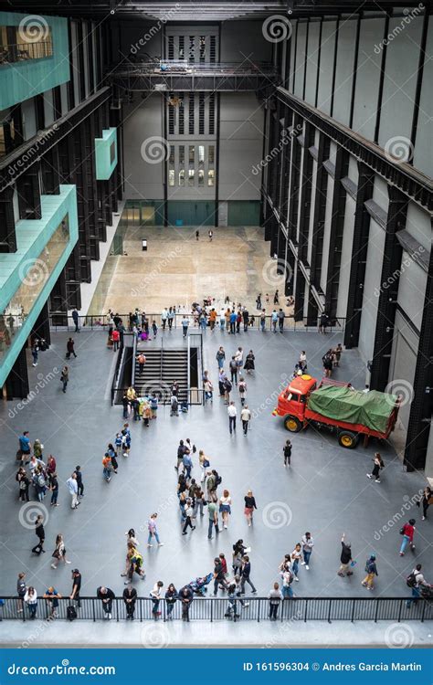 Inside the Tate Modern Art Museum in London Editorial Stock Image ...