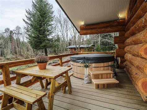 Highland Log Cabins with Hot Tubs