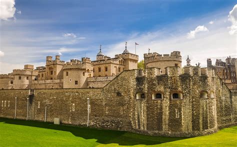 A Visitor's Guide to the Tower of London