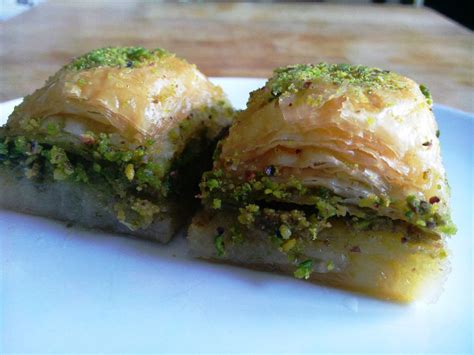 Homemade Pistachio Turkish Baklava Recipe