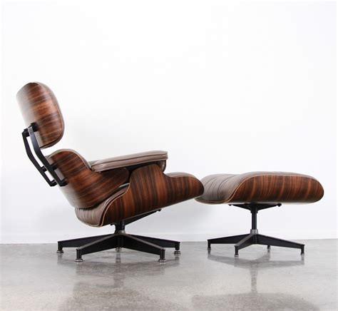 Lounge chair by Charles & Ray Eames for Herman Miller, 1980s | #56926