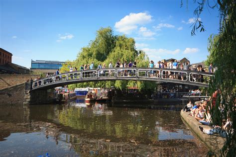 9 Delightful Canal Walks in London (& Best London Canal Walking Route)