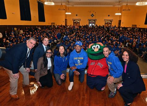 Red Sox great and Hall of Famer Pedro Martinez inspires students at ...