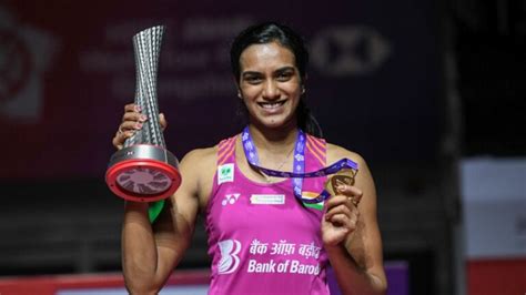 Pv Sindhu Net Worth, Sindhu makes it to knockout round with win over ...