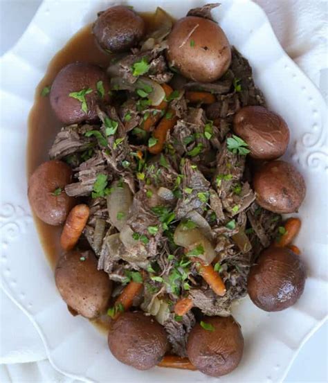 Sirloin Tip Roast in Crock Pot (Slow Cooker Recipe) - Simply Made Eats