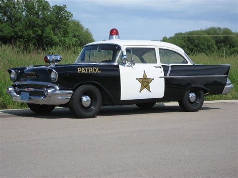 looking for old police car pictures. | Police cars, Police car pictures ...