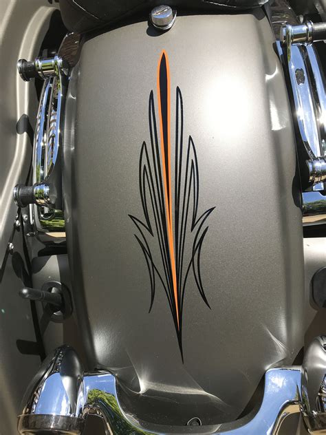 Harley | Pinstriping designs, Pinstriping, Pinstripe art