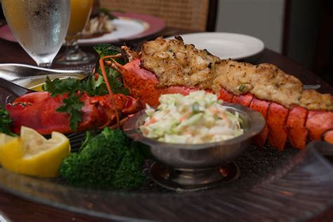 Best Seafood Restaurants In Long Beach Island NJ, According to the Locals