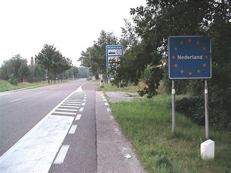 Netherlands-Belgium Border | Netherlands-Belgium border in 2… | Flickr