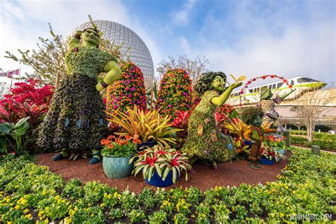 First look at the Encanto-inspired main entrance topiary display at the ...