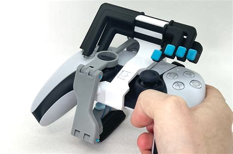 A PS5 controller mod enables gamers to play with just one hand - Yanko ...