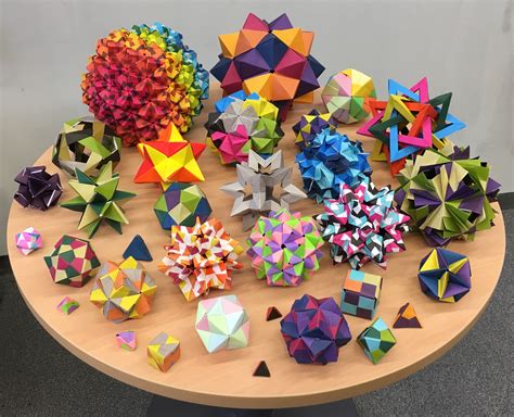 Modular origami – Polypompholyx