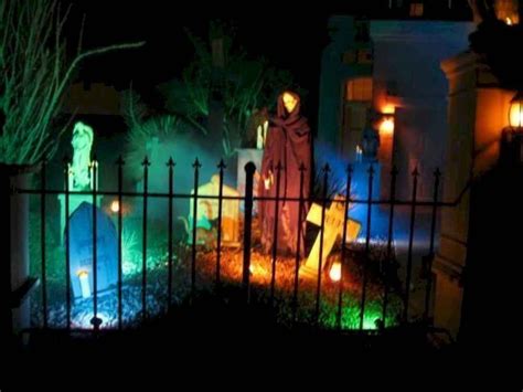 Amazing DIY Halloween Outdoor Lighting Ideas (19) - HomeIdeas.co ...