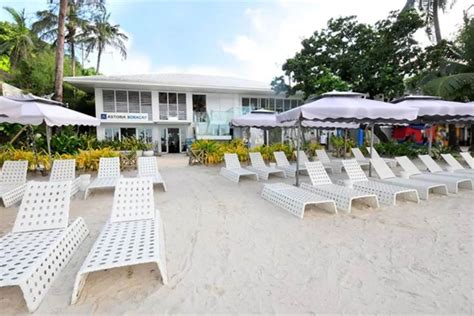 Resort | Boracay Luxury Resort Station 1 Beachfront for 4 | Philippines