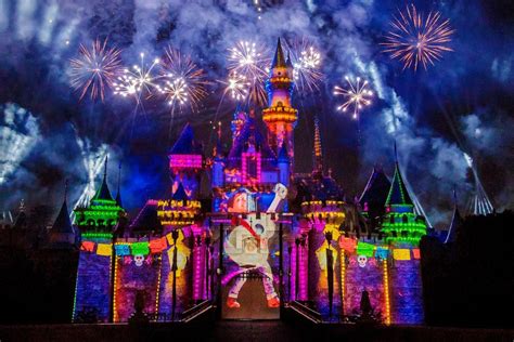 Disneyland California Fireworks Schedule 2024 - Reeva Emmalynne