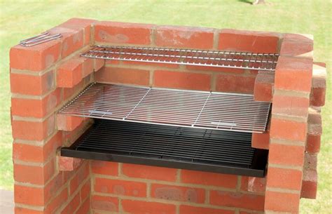 How to Build a Brick Barbecue Grill