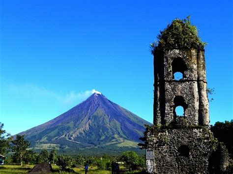 Faith, love, time and Mayon Volcano - VERA Files