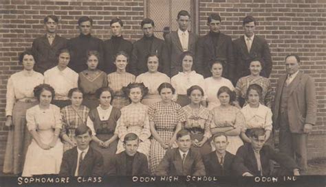 Oak Grove School circa 1920 of Daviess County, Indiana INGenWeb project