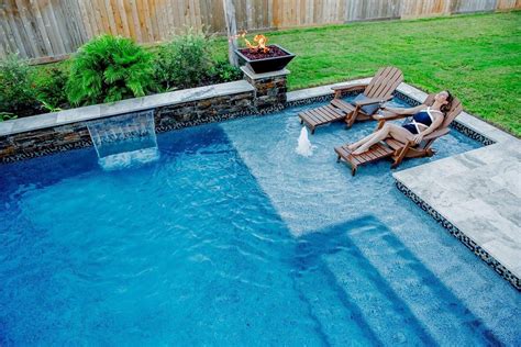 Pin by Emily Dargan on Outdoor/Landscaping Inspiration | Pools backyard ...