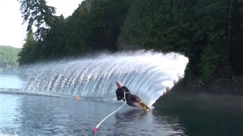 How to Slalom Course Water ski: FM Tech Series Core Connected Slalom ...