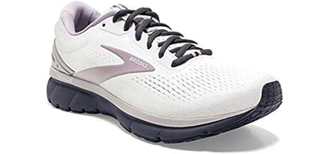 Best Brooks® Shoes for Nurses (September-2024) - Best Shoes Reviews