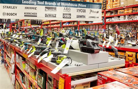 First Bunnings Warehouse store in the UK opens for trading