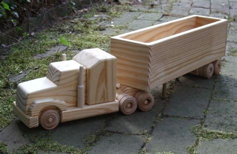 Camión de juguete de madera | Etsy España | Wooden toys, Wooden truck ...