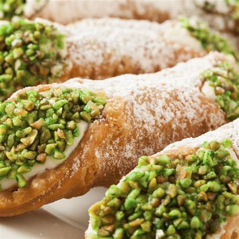 Pistachio Cannoli Recipe