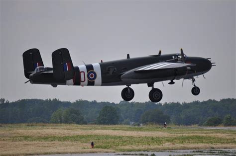 North American B-25 Mitchell Bomber - HOT GEN!