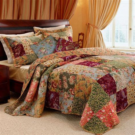 Full / Queen Size 100% Cotton Patchwork Quilt Set with Floral Paisley ...